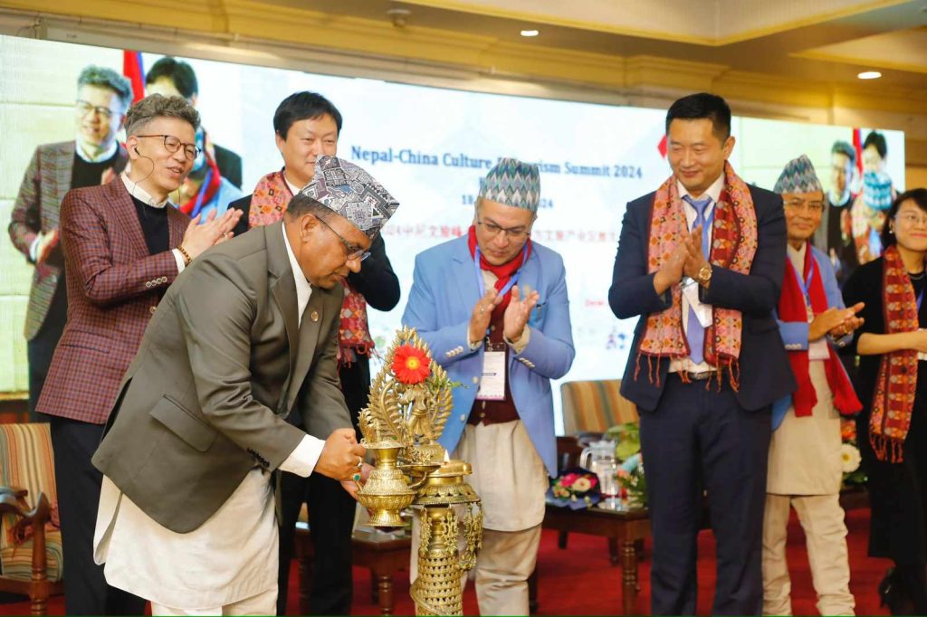 मन्त्री पण्डेद्वारा नेपाल–चाइना सांस्कृति शिखर सम्मेलनलाई सम्बोधन