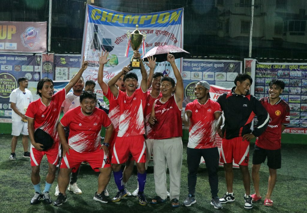 लायन एफसी ‘बी’ ले उचाल्यो  पहिलो  मनोरञ्जन फुटसल लिगको उपाधि